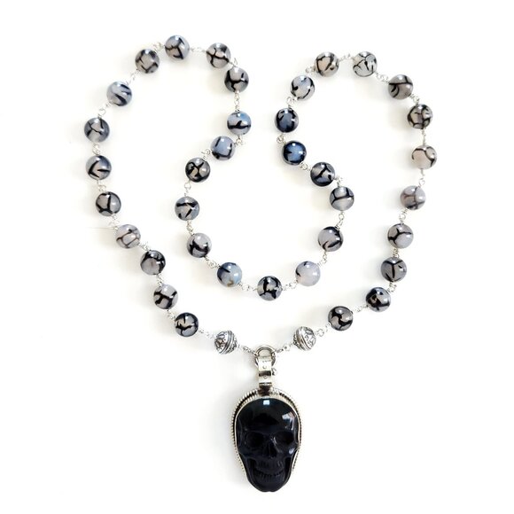BLACK WHITE DRAGON VEIN AGATE W/ SKULL PENDANT--27" - Picture 1 of 4
